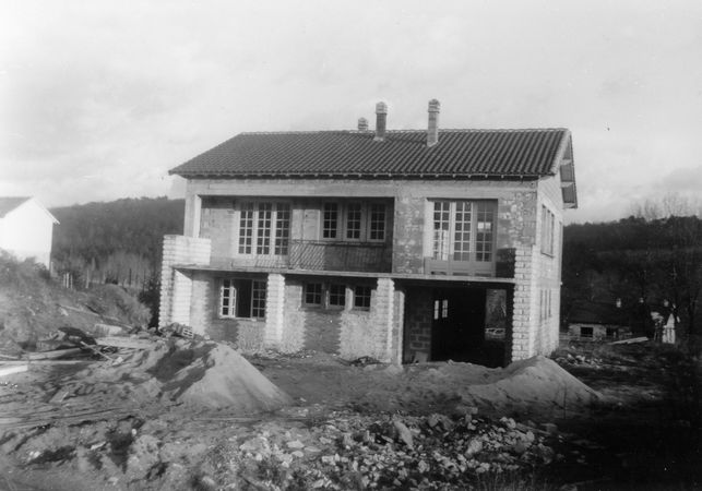 Click to see next picture